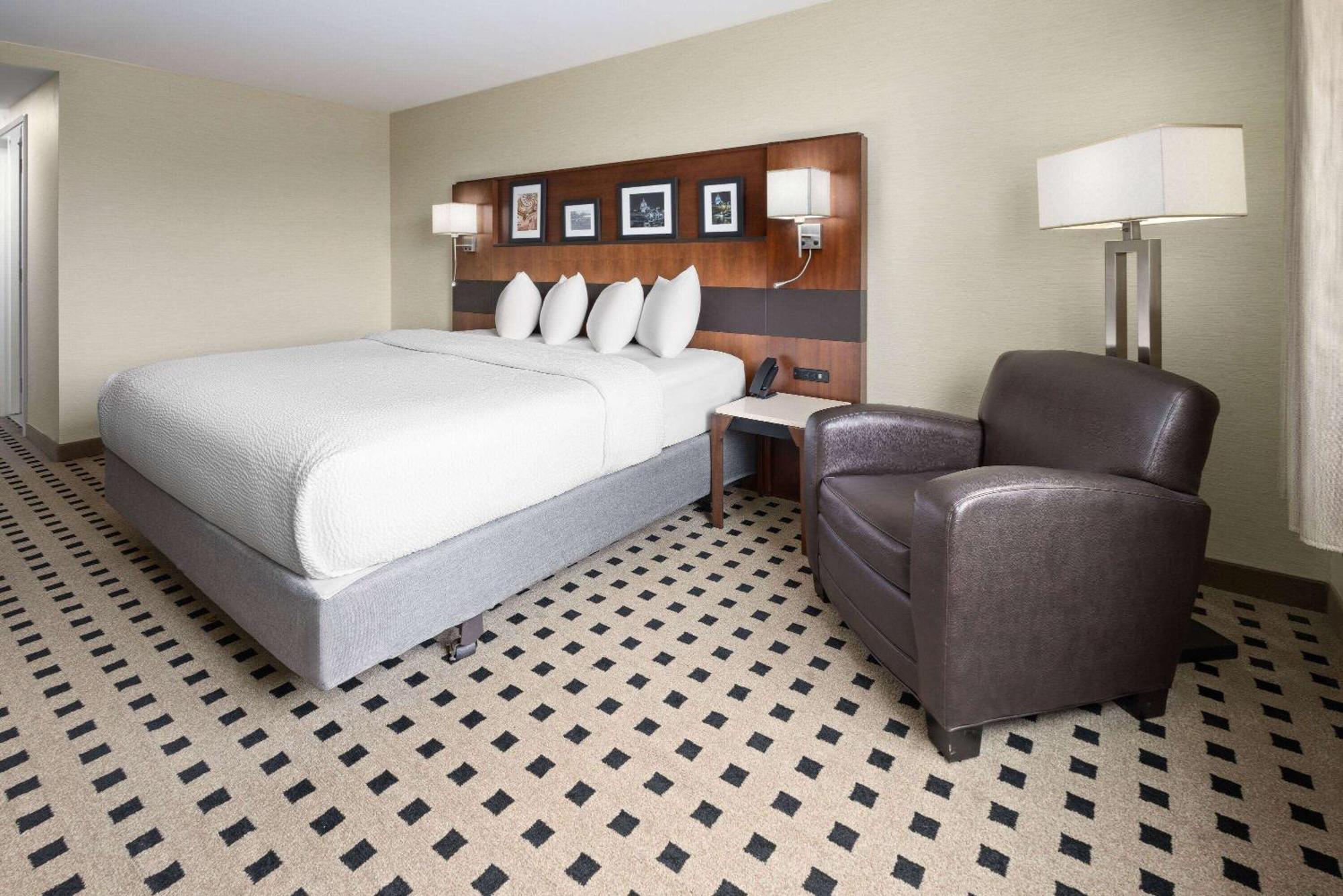 Penn Harris Hotel Harrisburg, Trademark By Wyndham Dış mekan fotoğraf